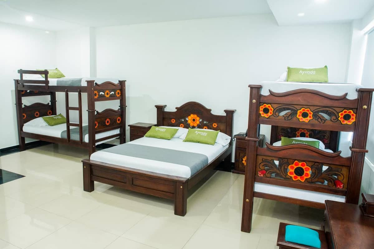 Ropa de cama hipoalergénica, minibar, wifi gratis y ropa de cama