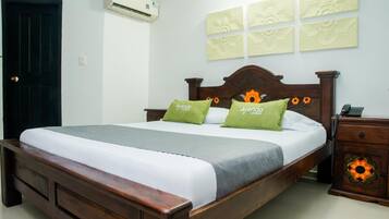 Ropa de cama hipoalergénica, minibar, wifi gratis y ropa de cama