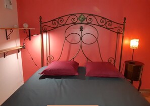 2 camere, ferro/asse da stiro, Wi-Fi, lenzuola