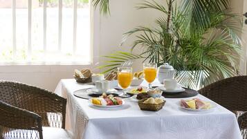 Café e/ou cafeteira