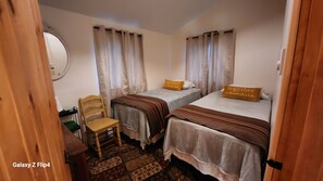 2 habitaciones, tabla de planchar con plancha y wifi gratis 