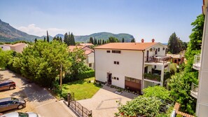 Exterior - Viktorija - One-Bedroom Apartment with Balcony (Petrovac na moru)