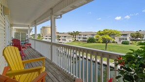 Property grounds - Sandpiper Unit 4209/Beach Service/Gated Cmty/Reserved Parking/Many Amenities!!!! (Destin)