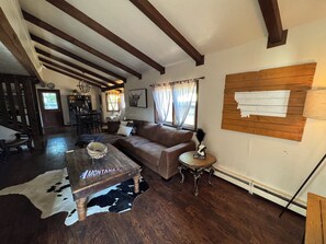 Smart TV - Guest House In the Upper Rattlesnake (MIssoula)