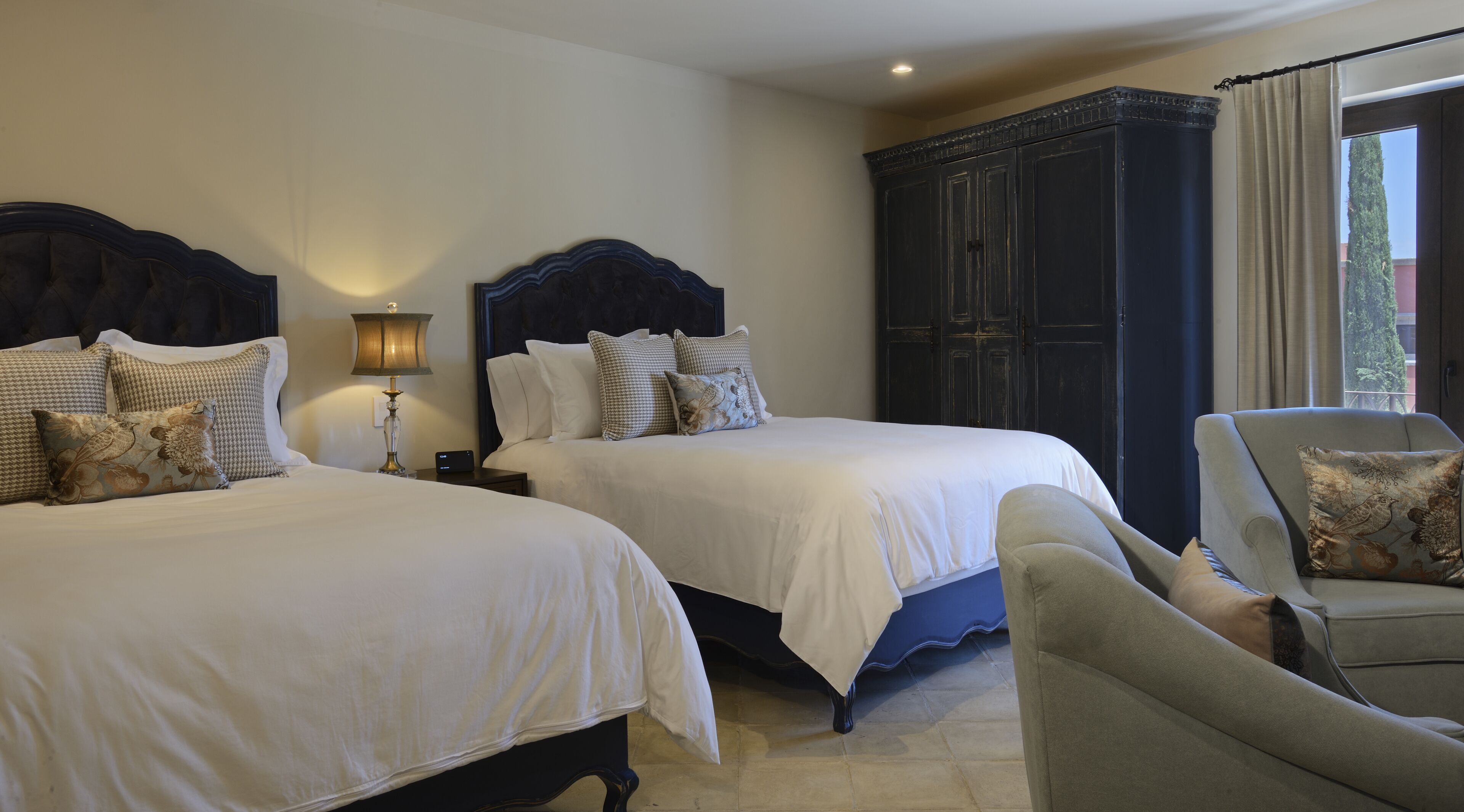 Frette Italian sheets, premium bedding, down duvets, Select Comfort beds