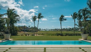 Pool - Arrecife 55 - Dramatic luxury villa with golf and ocean view (Punta Cana)
