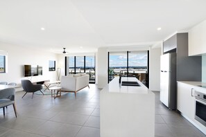 Apartment, 2 Bedrooms | Living area | 55-inch flat-screen TV with digital channels, TV - Hedge Apartments by CLLIX (Buddina)