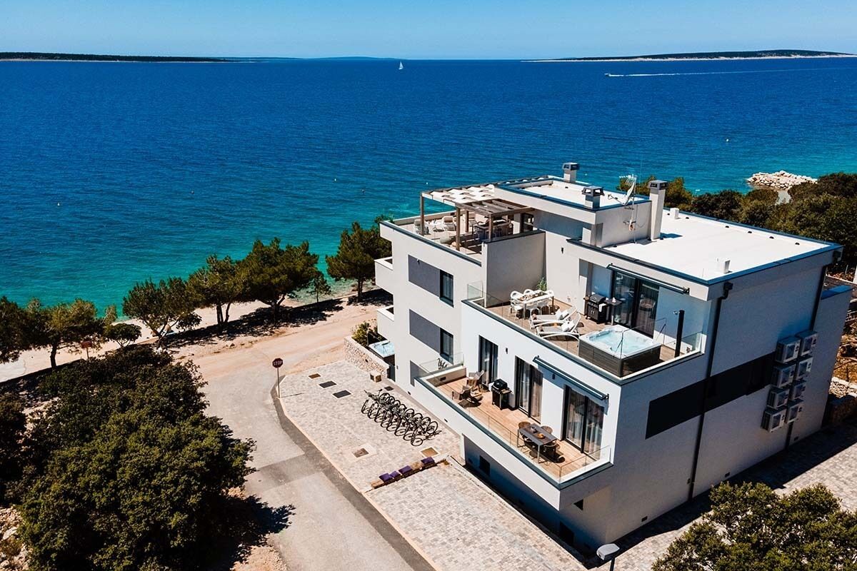 www.villa-natura.com