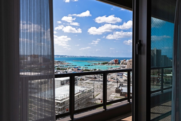 Uitzicht vanuit de kamer