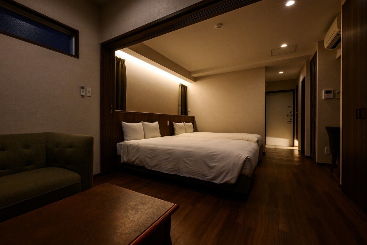 Deluxe Twin Condo