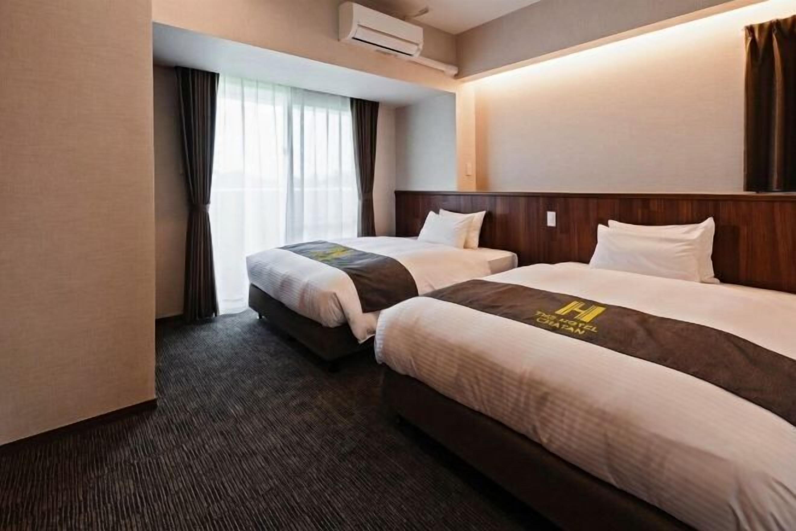 Untuvapeitot, pimennysverhot, ilmainen Wi-Fi, vuodevaatteet