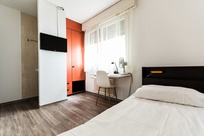 Single Room | Free WiFi, bed sheets - City Hostel Geneva (Geneva)