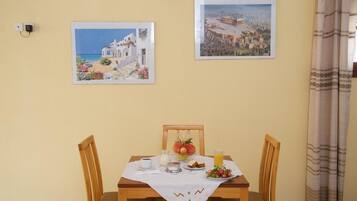 Desayuno continental incluido todos los días