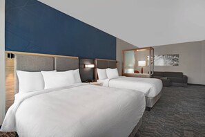Desk, laptop workspace, blackout drapes, iron/ironing board - SpringHill Suites by Marriott St. Paul Arden Hills (Arden Hills)