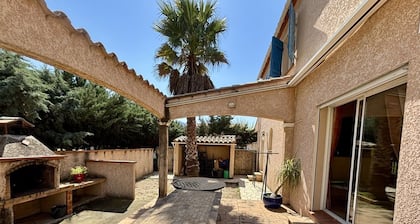 Villa spacieuse 3 chambres avec jardin, terrasse et garage Ă ArgelĂšs Village