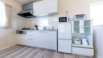 Private Vacation Home | Private kitchenette