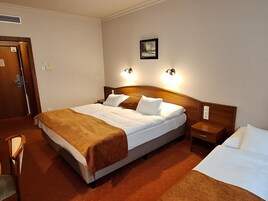 Minibar, in-room safe, desk, blackout drapes