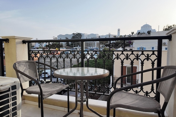 Habitación triple estándar, vista a la ciudad | Vista a la ciudad