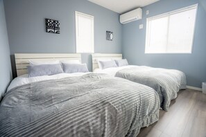 独立别墅 (Private Vacation Home) | 3 多间卧室、办公桌、免费 WiFi、床单