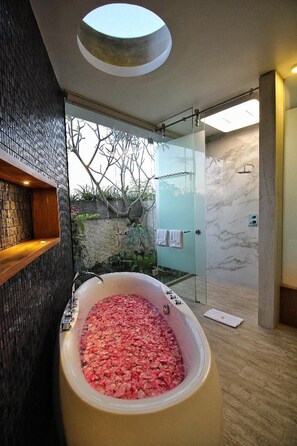 Bathroom - Arion Bali Villa (Denpasar)