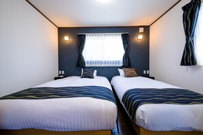 Private Vacation Home | 2 bedrooms, desk, free WiFi, bed sheets - Fuga-A (Fujikawaguchiko)