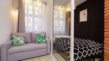 Deluxe Studio Suite | Free WiFi