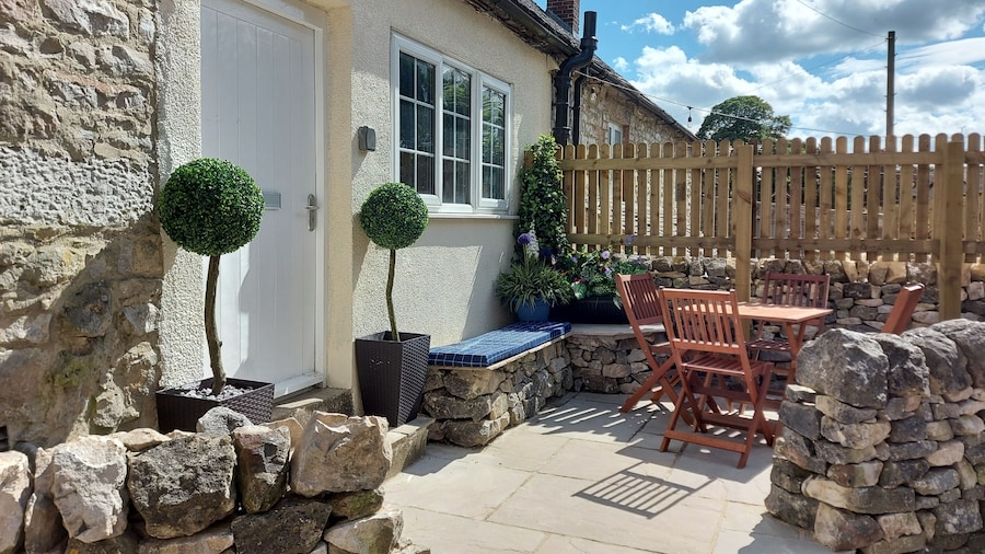 Lovely 4 bed House Sleeping 8 Near Ashbourne