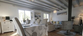 Villa mit Pool für 8 Personen