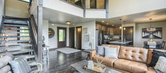 Brand New on Terry Peak with Hot Tub, Secluded, Large Windows and Open Living