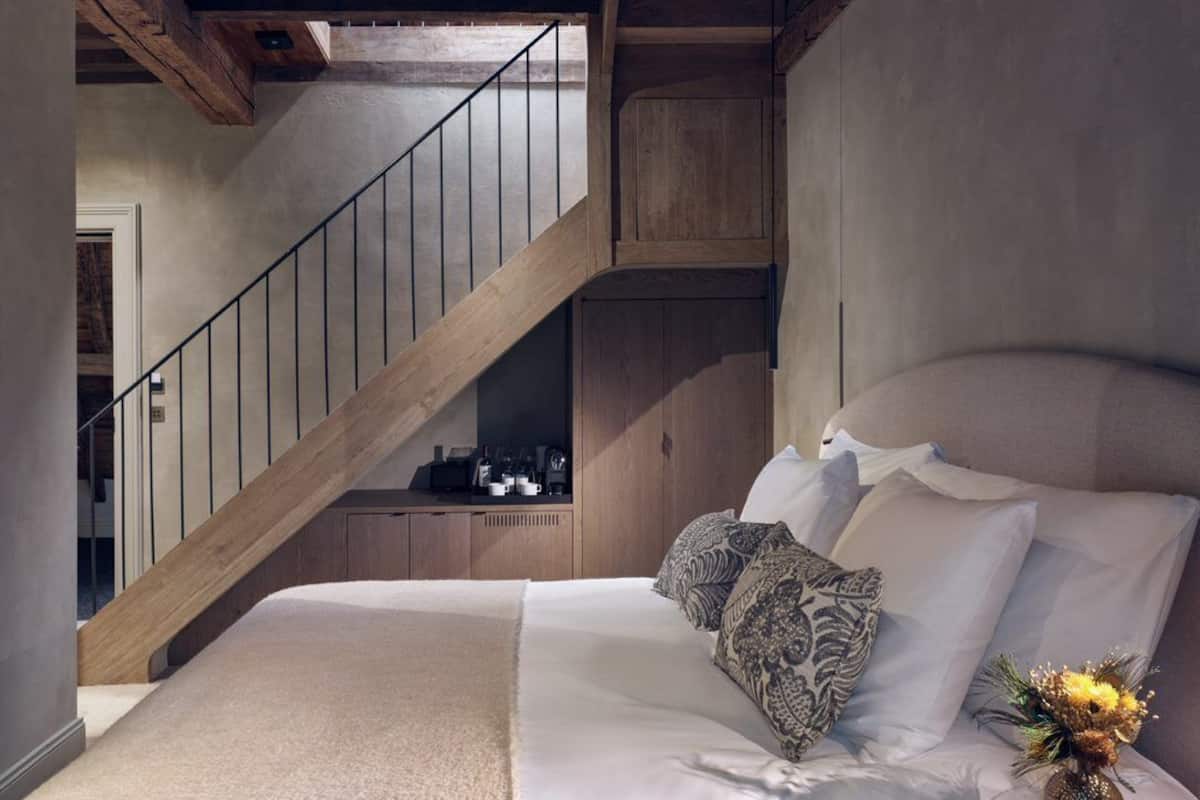 Family Duplex | 1 bedroom, premium bedding, minibar, in-room safe