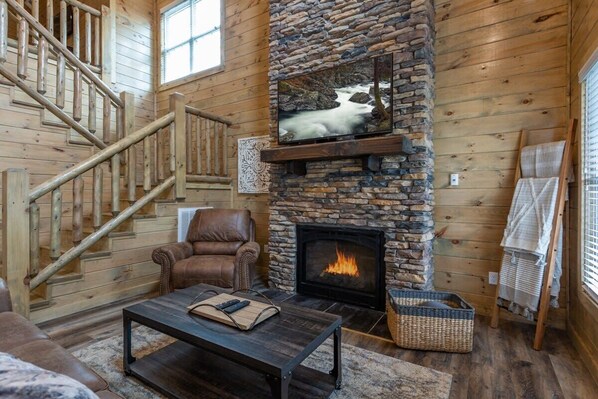 TV, fireplace, offices