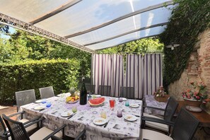 Buiten dineren
