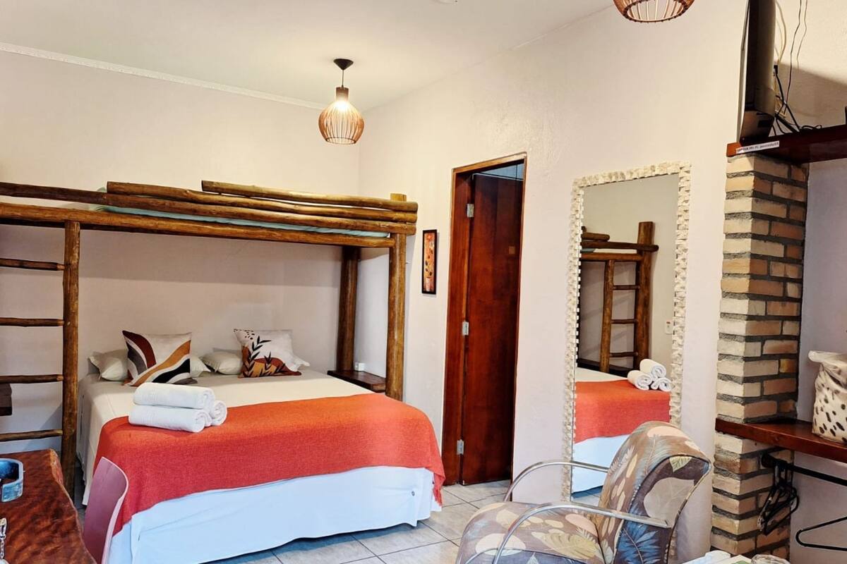 Standard Triple Room | Minibar, desk, WiFi (free), bed sheets