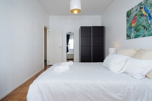1 quarto, ferros/tábuas de passar roupa, Wi-Fi, roupa de cama