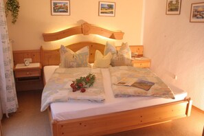 1 chambre, accĂšs Internet, draps fournis