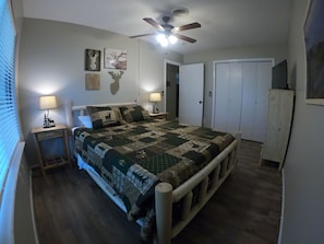 2 bedrooms, iron/ironing board, travel cot, WiFi