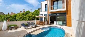 PDR 15 - 6 pax - Private pool, modern house