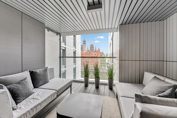 Deluxe Apartment | Balcony - Comfort Apartments Granaria (Gdansk)