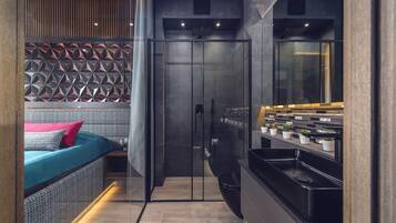 Exclusive-Studiosuite | Bügeleisen/Bügelbrett, kostenloses WLAN, Bettwäsche