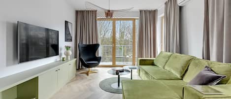 Premium-huoneisto | Olohuone | Taulutelevisio