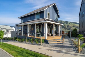 Exterior - Welcome to Lake Escape at Lake Chelan (Chelan)