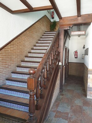 Staircase - Hostal Don Lucas (Villaluenga de la Sagra)