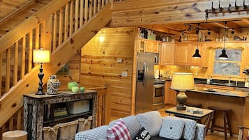 Smart-TV, Kamin, Videospiele, DVD-Player