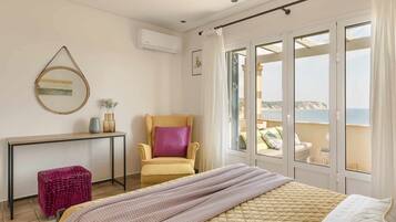 4 chambres, coffres-forts dans les chambres, fer et planche à repasser