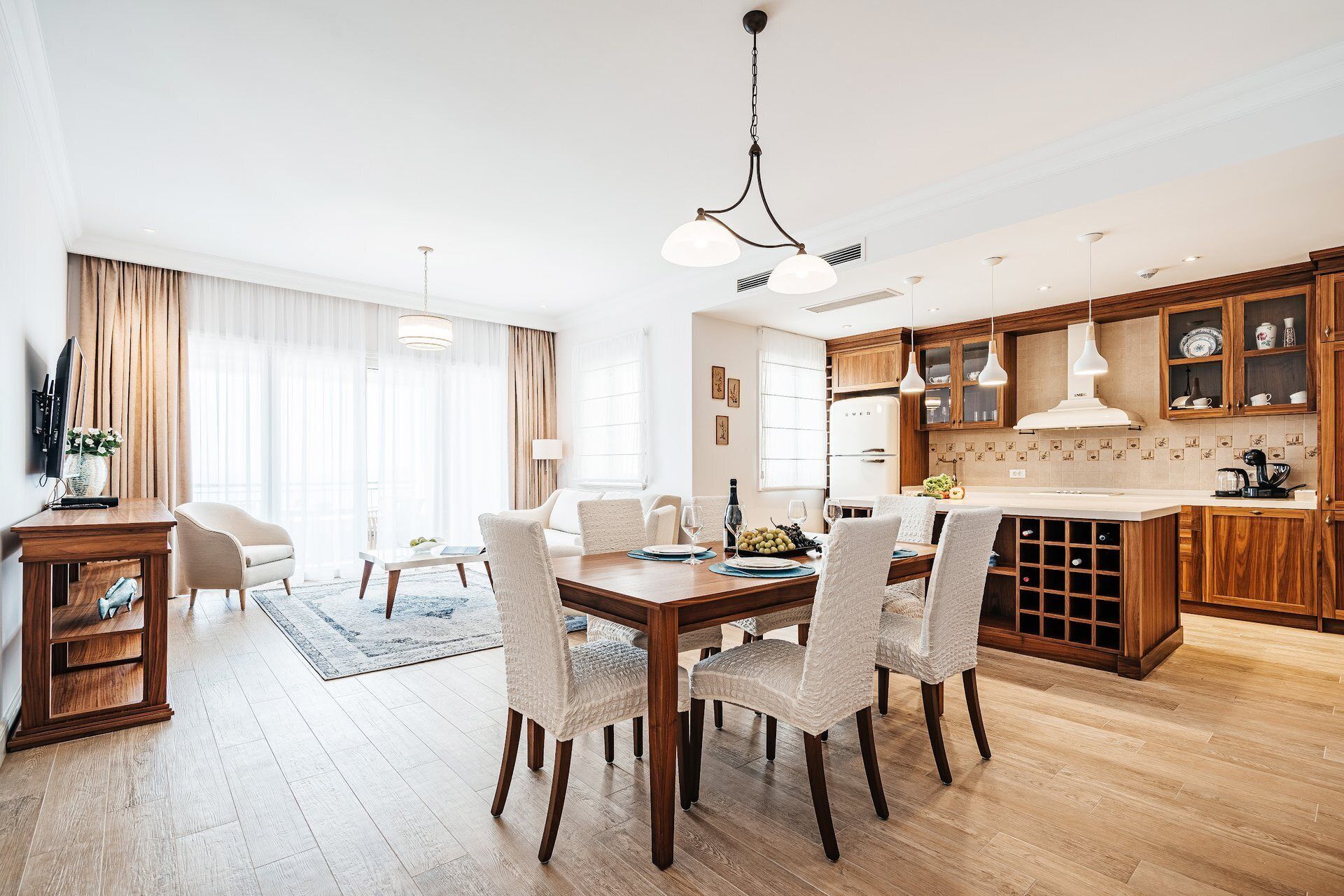 Design Apartment | Living area | 142-cm TV with digital channels, table tennis