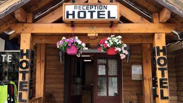 Entrada de la propiedad