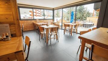 Desayuno continental incluido todos los días