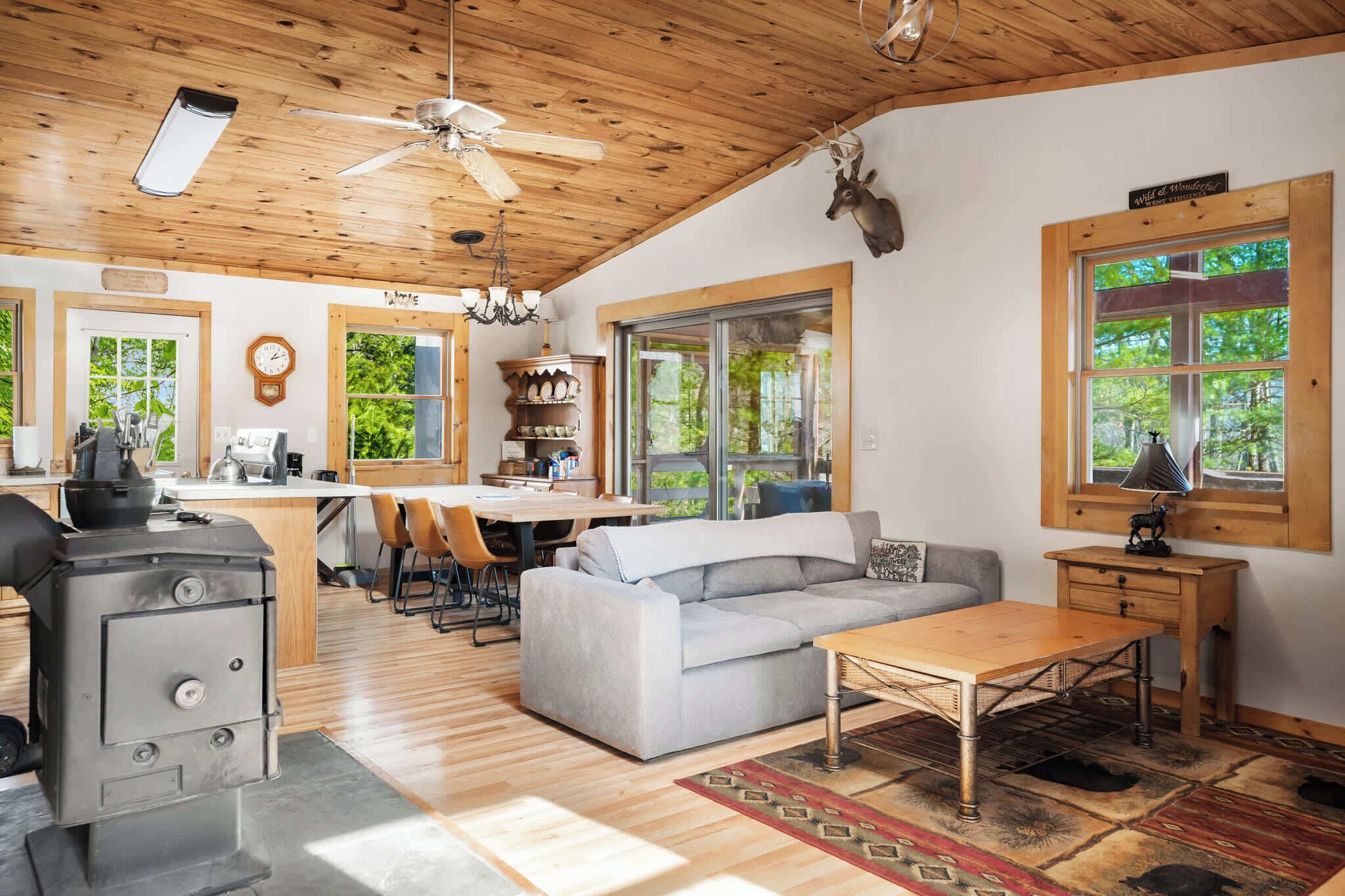 TV, fireplace, DVD player, offices