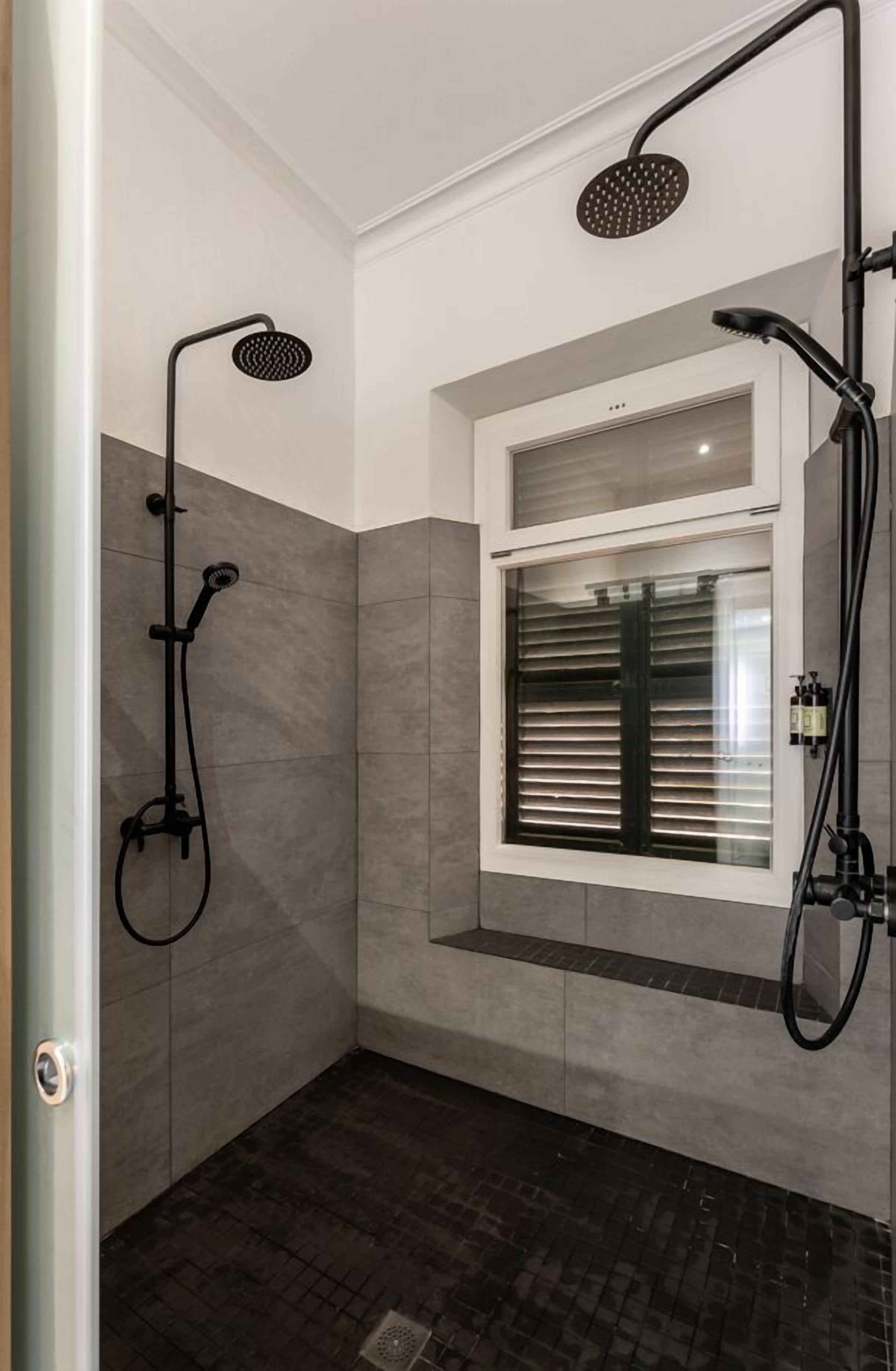 Photo - Antiguo Brondo Selfcheck-in Smart Rooms