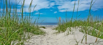 A Seaside Escape - OIBV 707 / 1000 Caswell Beach Road. - Coastal Vacation